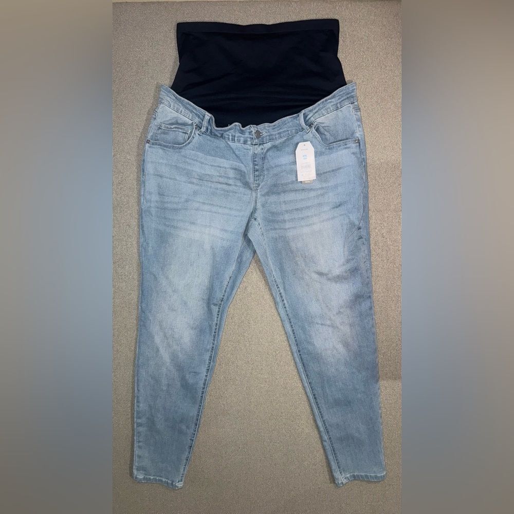 Time and tru size XXL women’s maternity light blue wash skinny jeans NWT